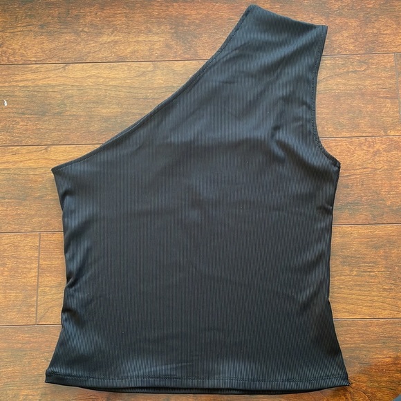 Black Dynamite one shoulder top with cutout. New with tags, size S! - Picture 2 of 2